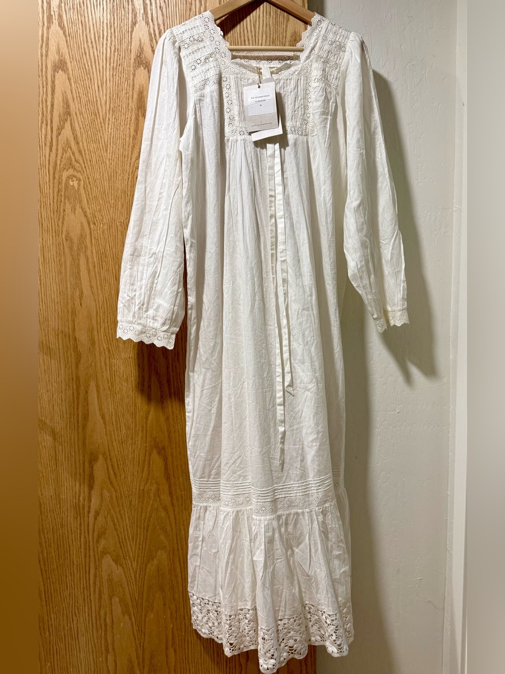 The Yolanda Dress | Alabaster - Picture 5 of 7